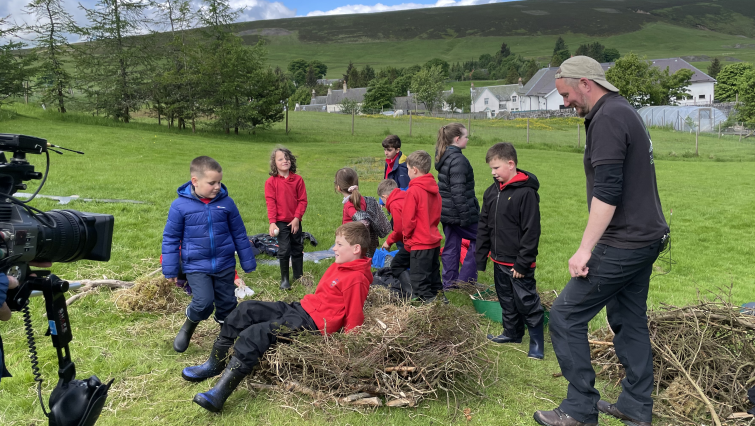 Leadhills PS pupils getting to see just how big a Golden Eagle nest really is