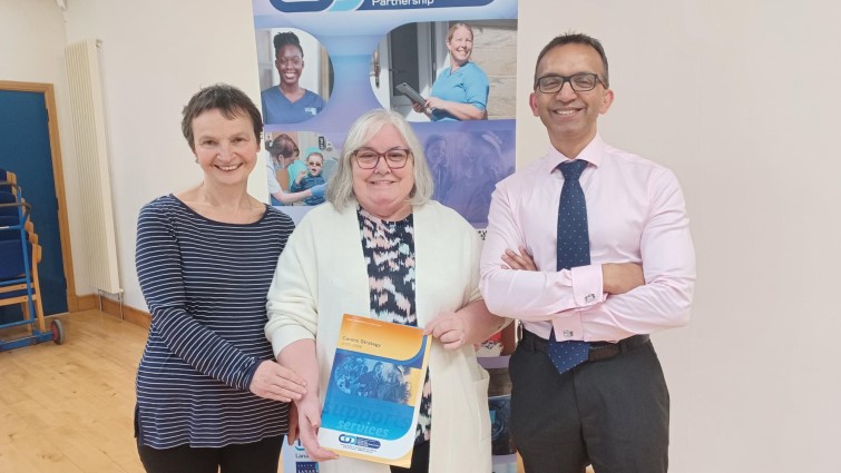 This image shows Professor Soumen Sengupta and IJB chair Lesley McDonald with a local carer